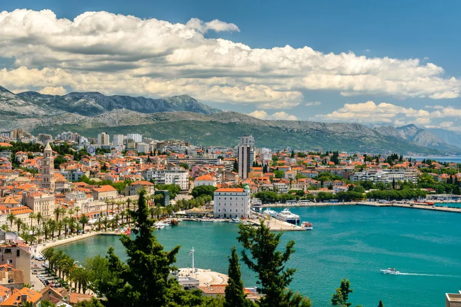 Split harbour and mountains, Croatia private tour